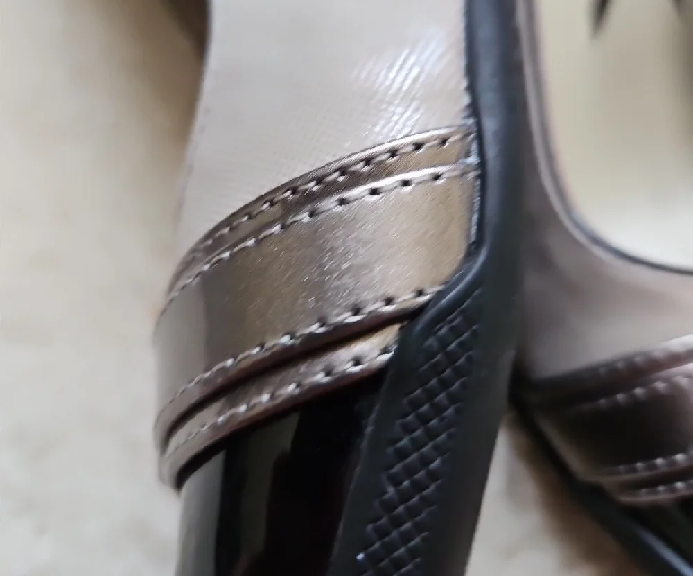 Ann KLIEN Women's Black and Silver Wedge Shoes - Picture 9 of 9